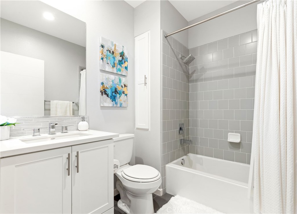 MLS #NP25206618 image #12