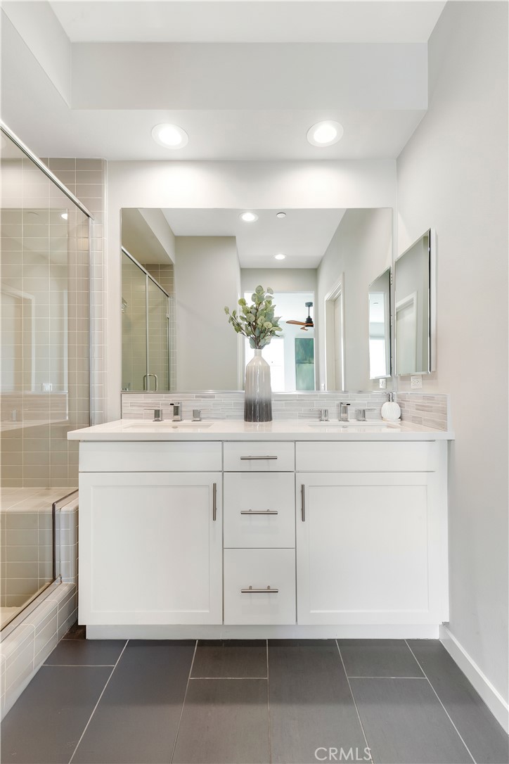 MLS #NP25206618 image #9