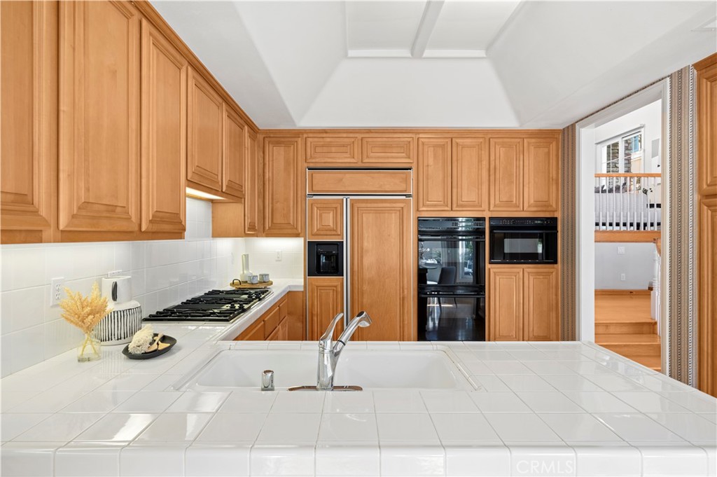 MLS #NP25214196 image #10