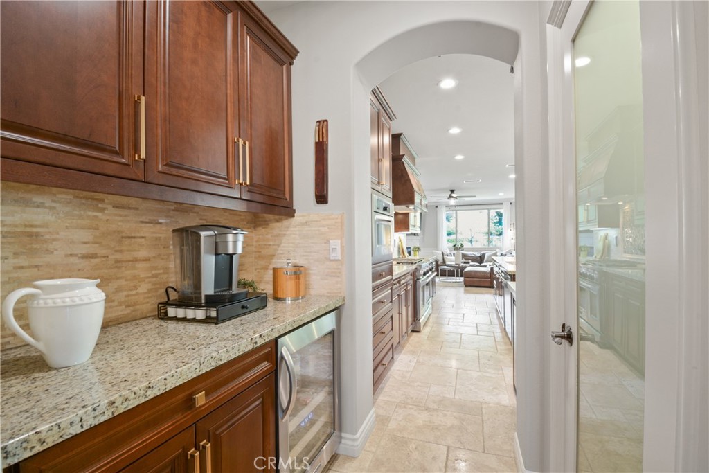 MLS #NP25191428 image #11