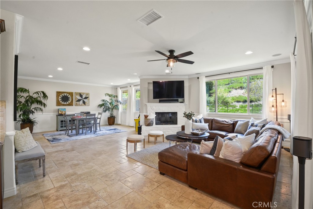 MLS #NP25191428 image #12