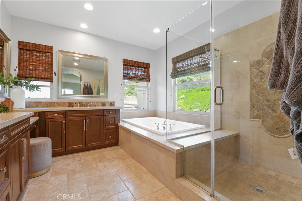 MLS #NP25191428 image #35