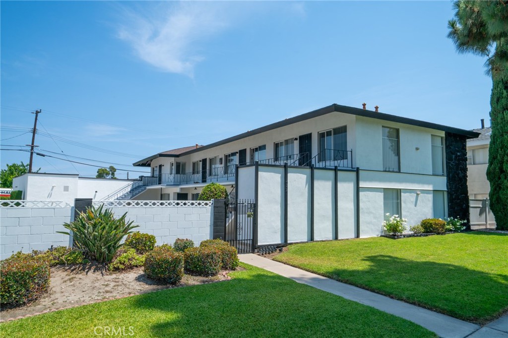 MLS #NP25214849 image #1