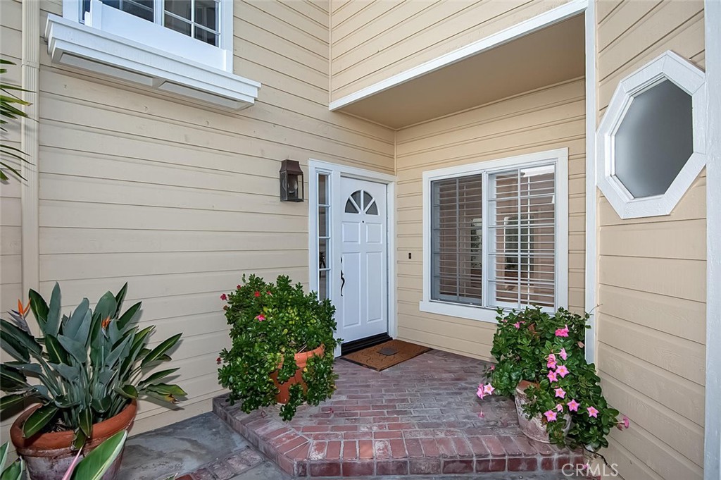 MLS #NP25216167 image #1