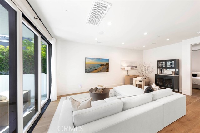 MLS #NP25216707 image #2