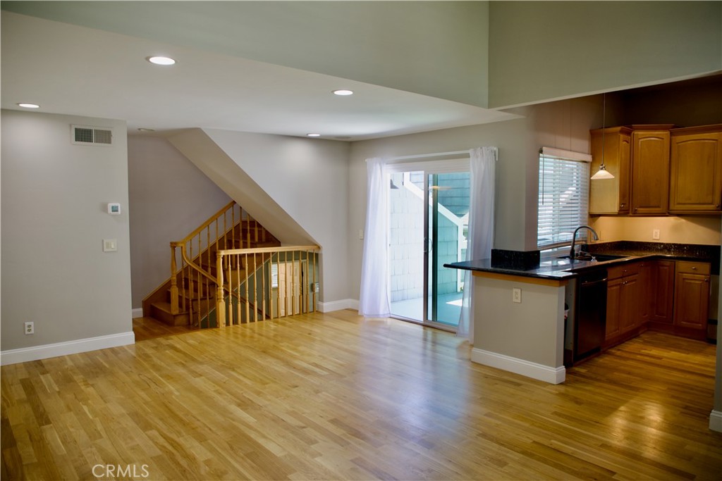 MLS #NP25217306 image #2