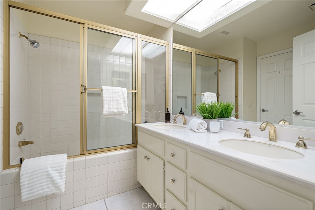 MLS #NP25217411 image #21