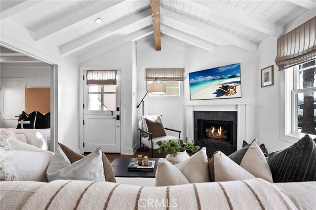 MLS #NP25217671 image #4