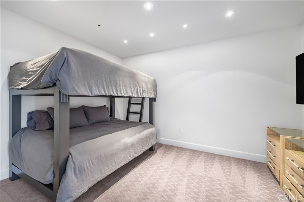 MLS #NP25217763 image #20