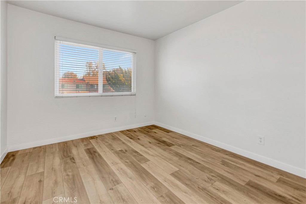 MLS #NP25218426 image #11