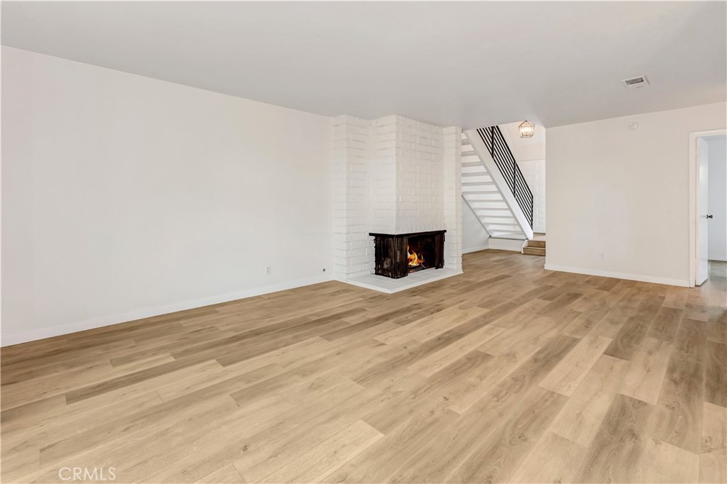 MLS #NP25218426 image #4