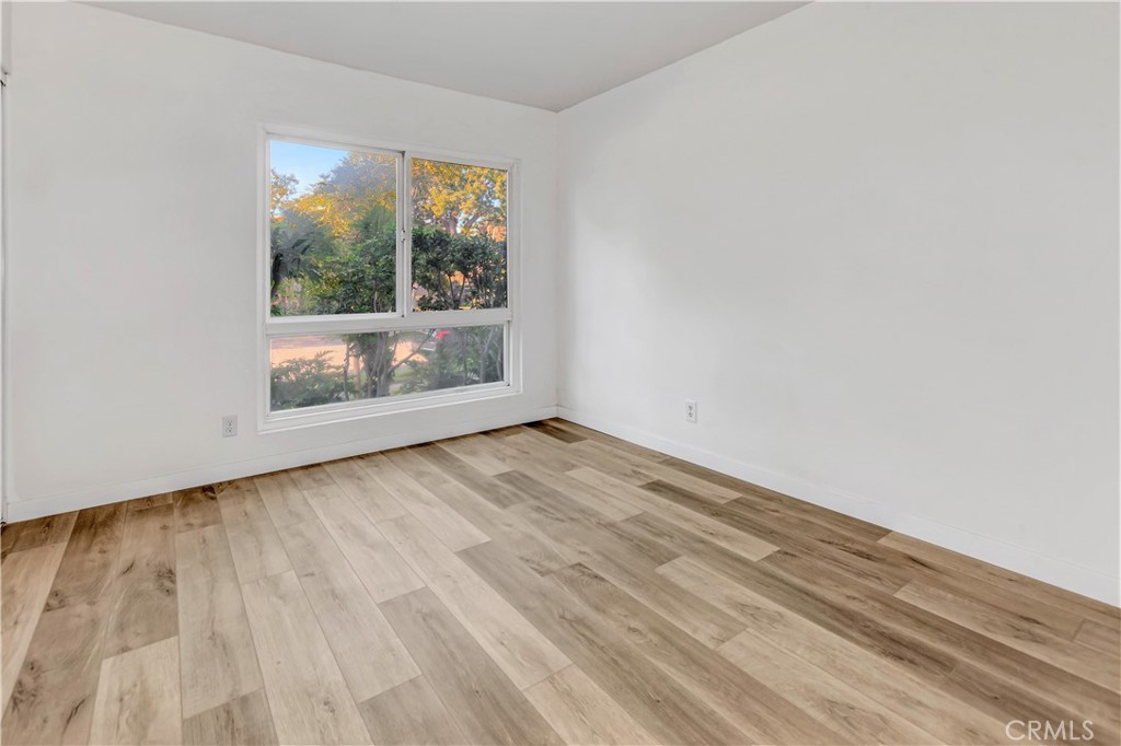 MLS #NP25218426 image #7