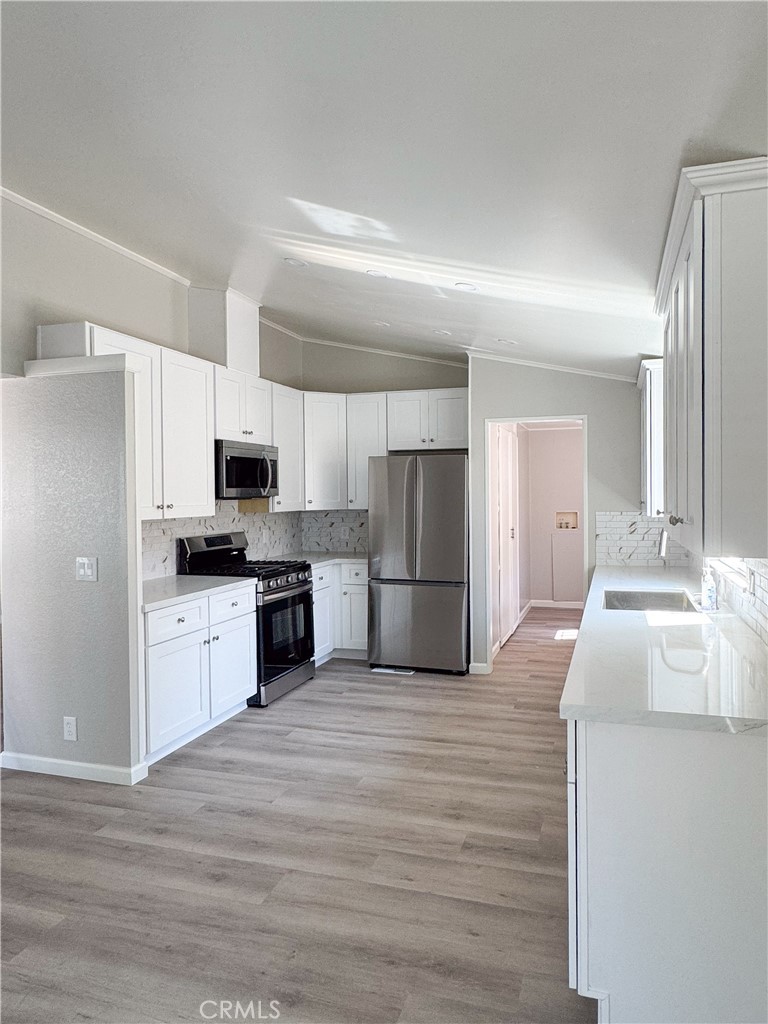 MLS #NP25218860 image #10