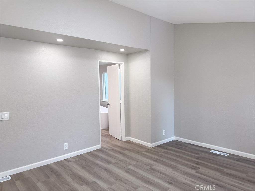 MLS #NP25218860 image #20