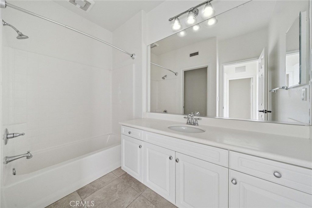 MLS #NP25218880 image #11