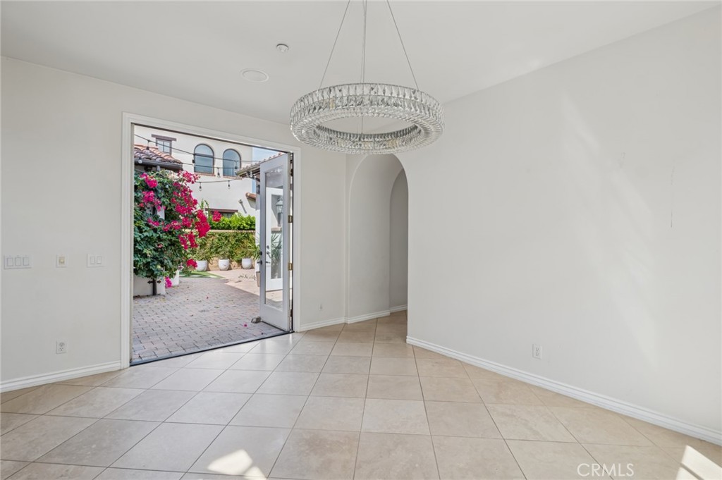 MLS #NP25218965 image #13