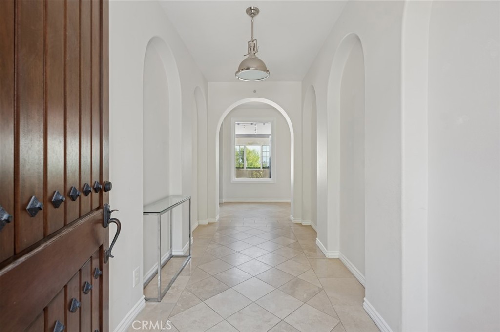 MLS #NP25218965 image #4