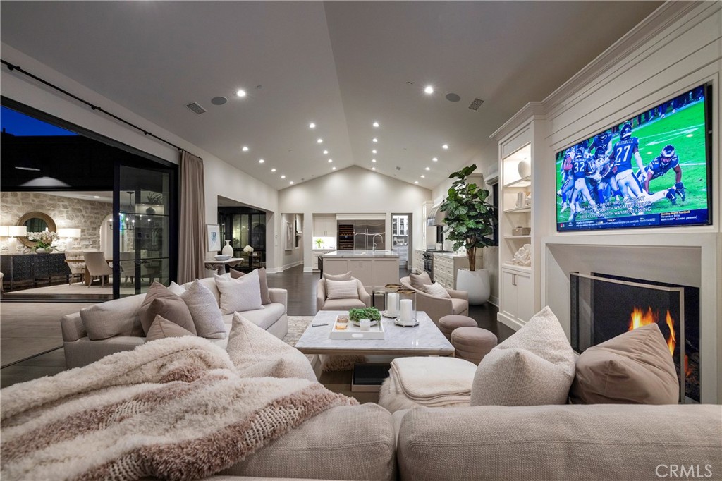 MLS #NP25219379 image #10