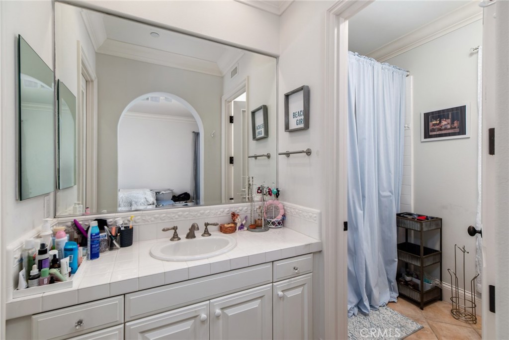 MLS #NP25220198 image #30