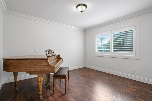 MLS #NP25220919 image #20