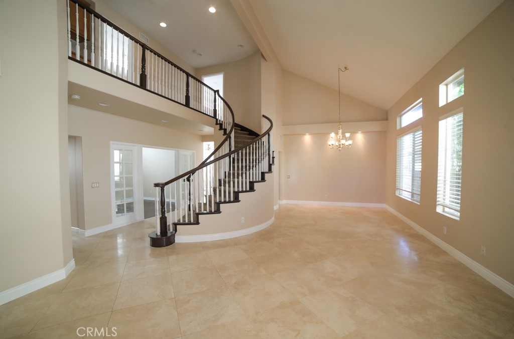 MLS #NP25220990 image #2