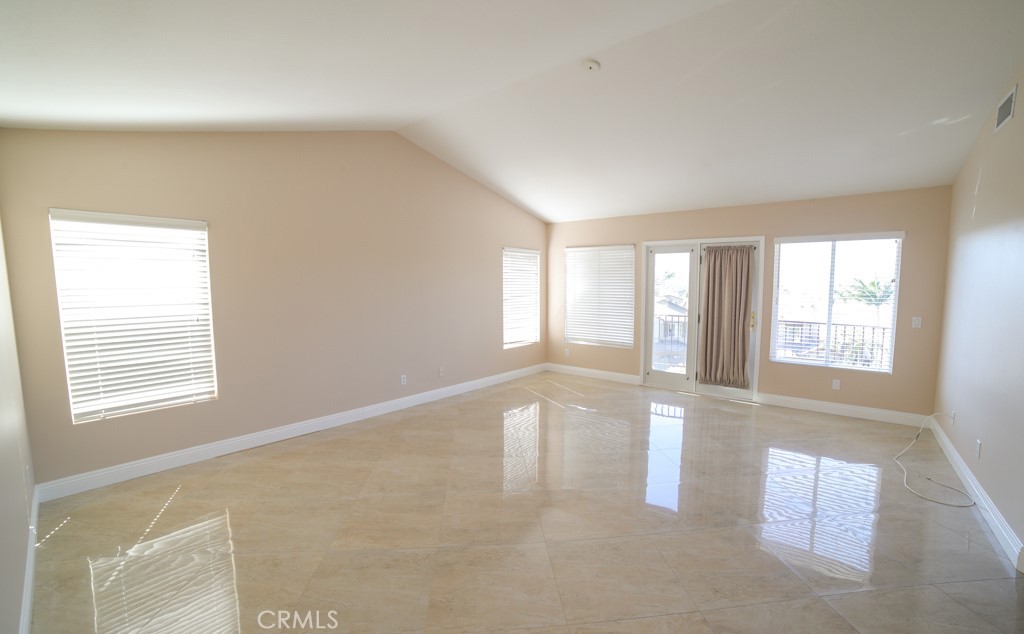 MLS #NP25220990 image #9