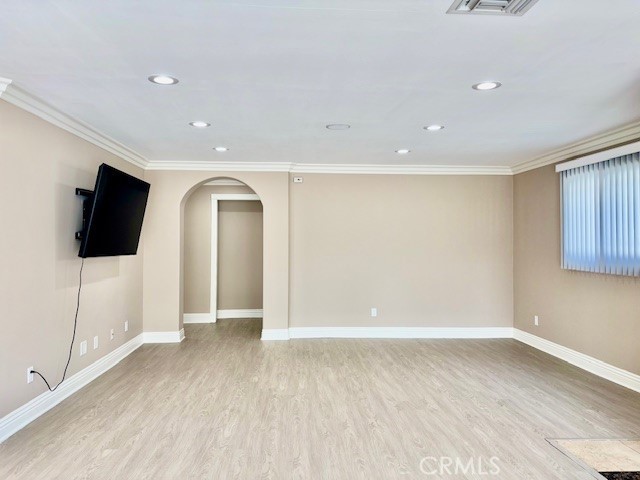 MLS #NP25221581 image #4