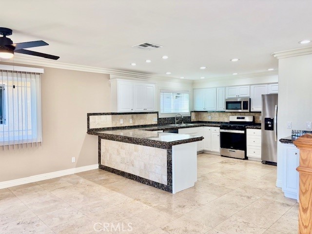 MLS #NP25221581 image #9