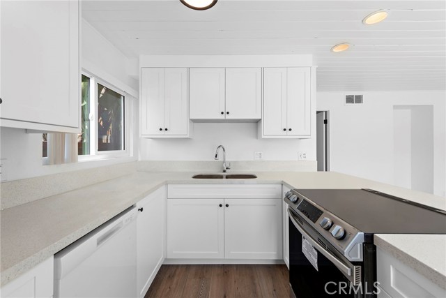 MLS #NP25221946 image #5