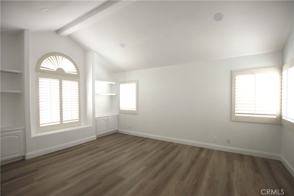 MLS #NP25222072 image #17