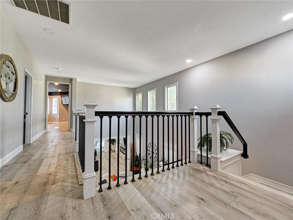 MLS #NP25223412 image #17