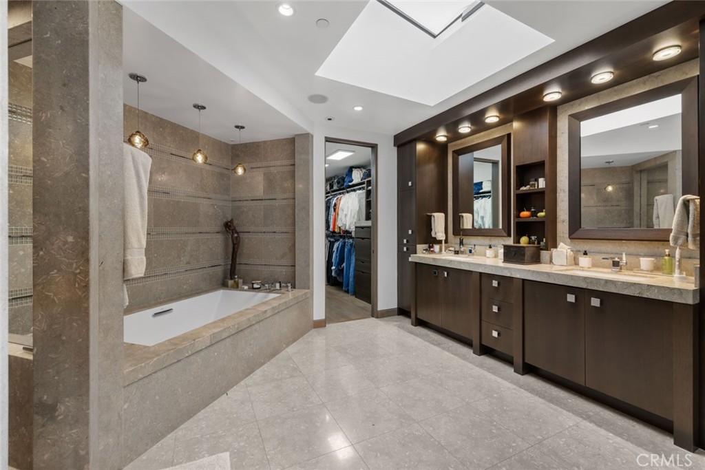 MLS #NP25224609 image #32