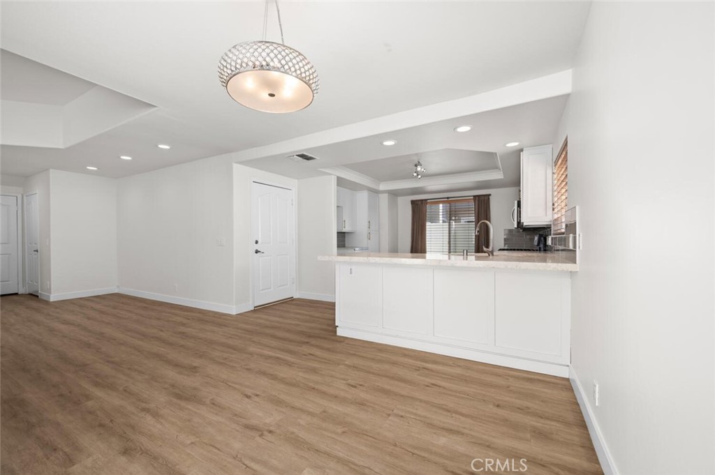 MLS #NP25225677 image #10