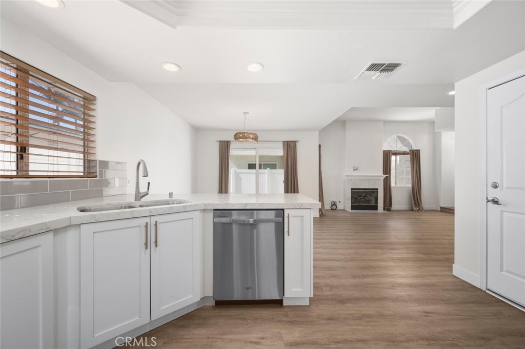 MLS #NP25225677 image #13