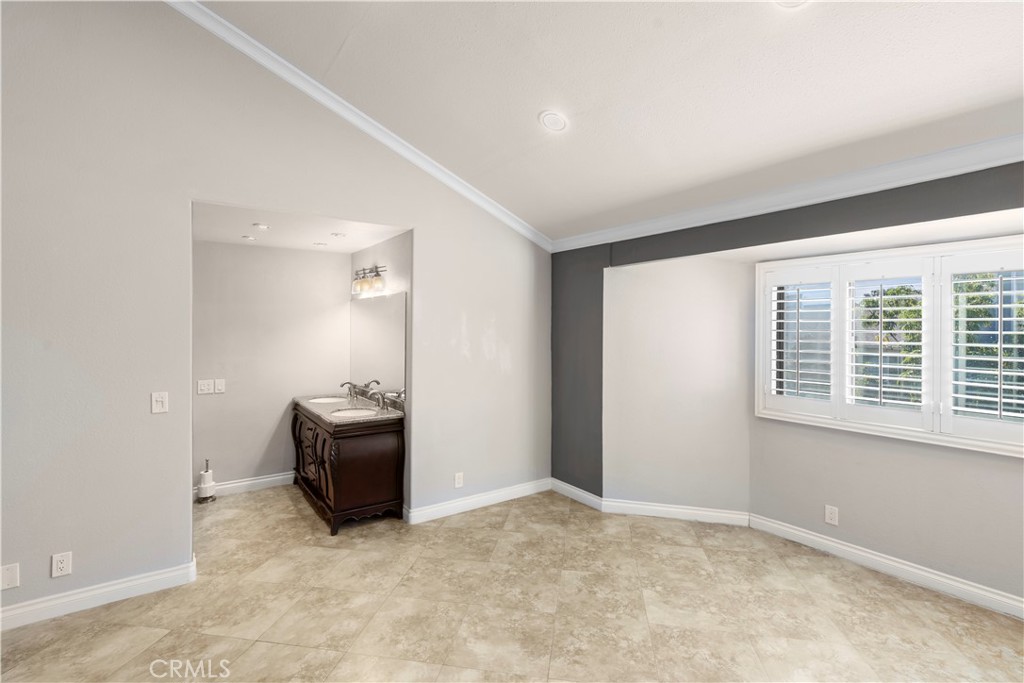 MLS #NP25227907 image #14