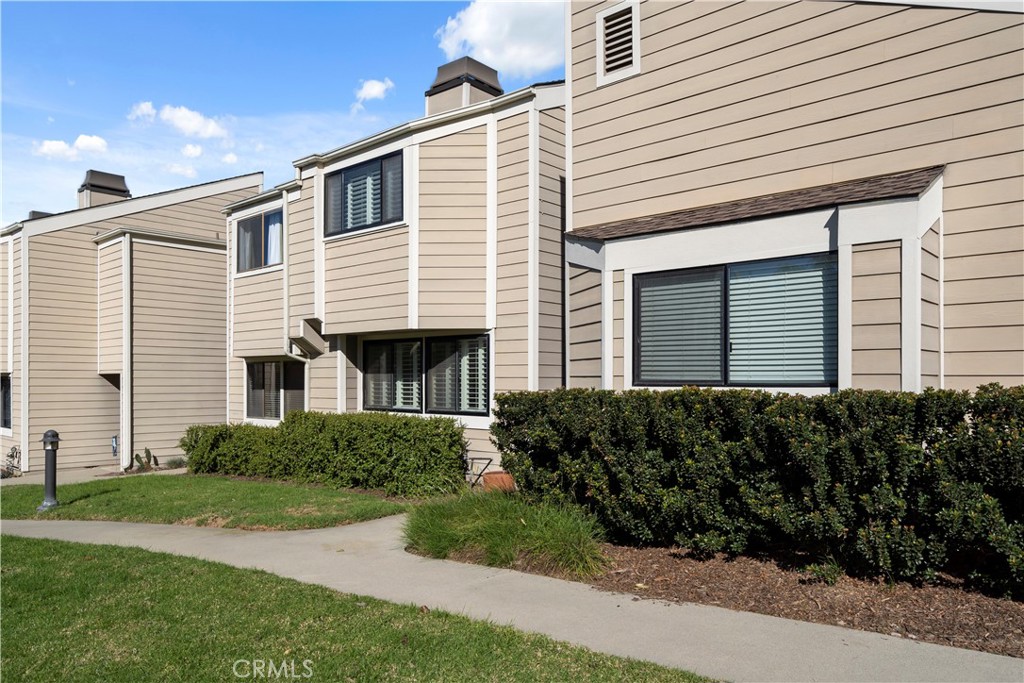 MLS #NP25227907 image #2