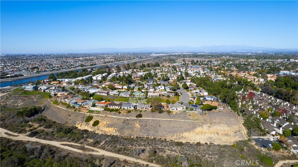 MLS #NP25227907 image #26