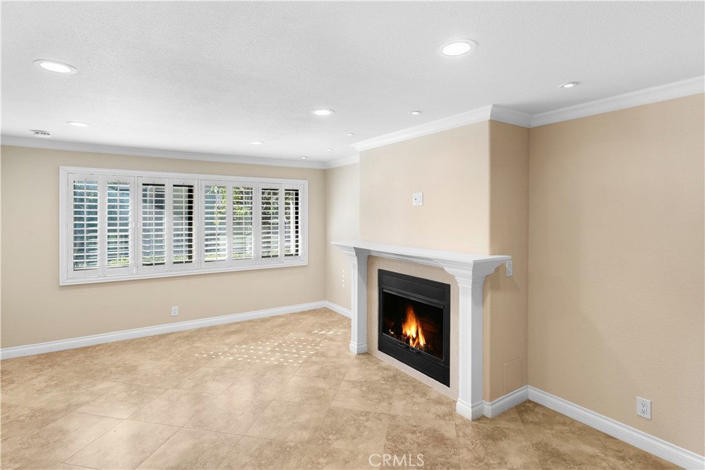 MLS #NP25227907 image #3