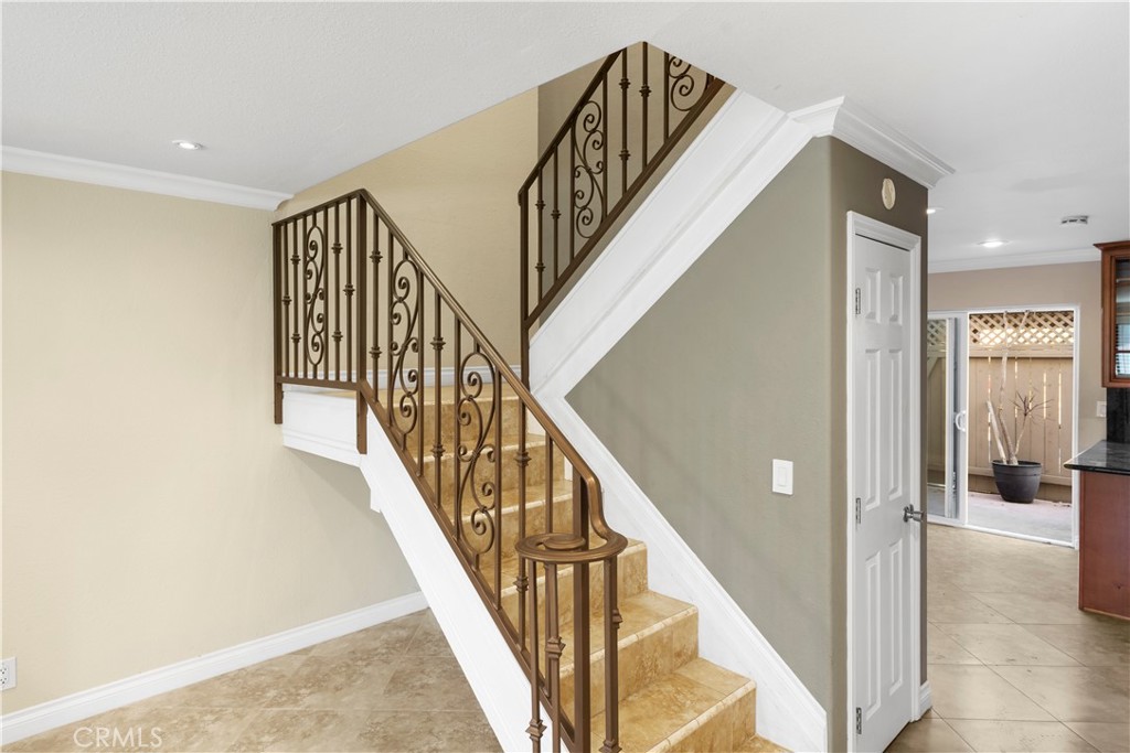 MLS #NP25227907 image #4