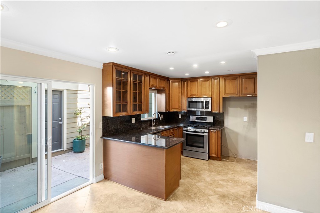 MLS #NP25227907 image #6