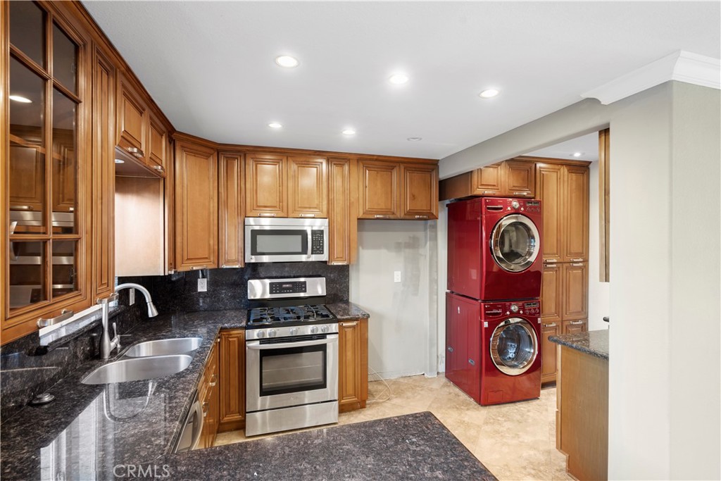 MLS #NP25227907 image #9