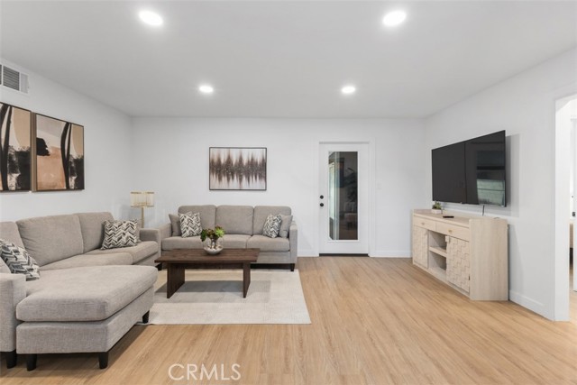 MLS #NP25228205 image #5