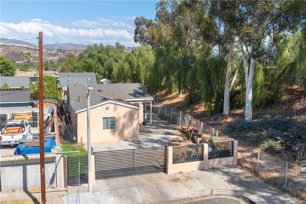 MLS #NP25228299 image #1