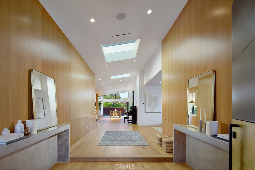 MLS #NP25106386 image #1