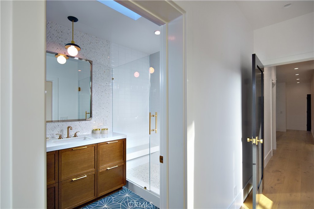 MLS #NP25106386 image #21