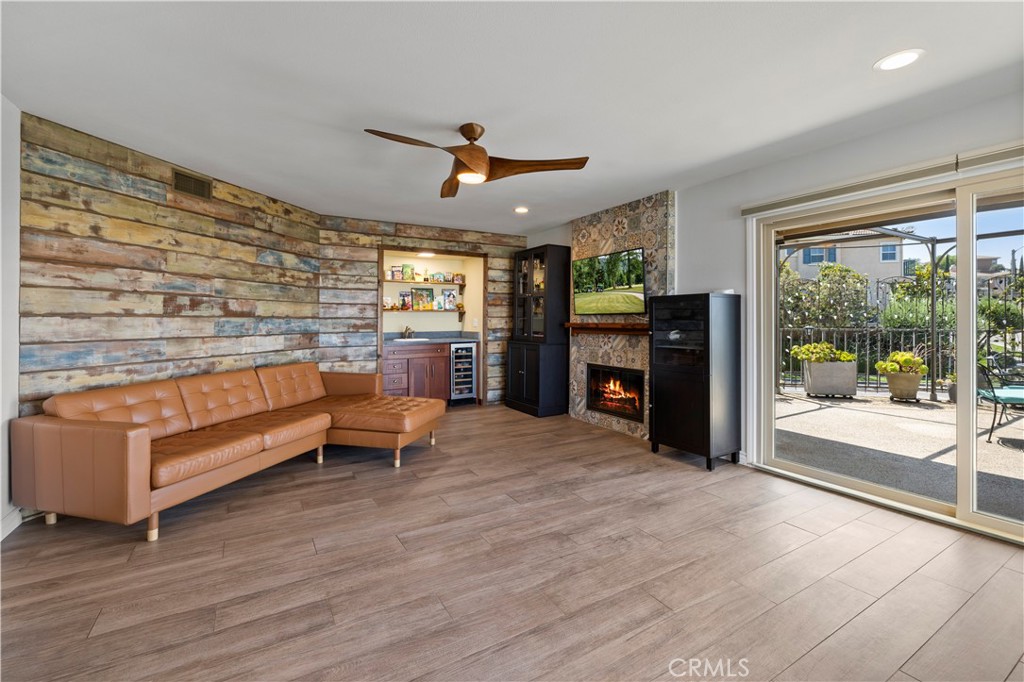 MLS #NP25229365 image #10