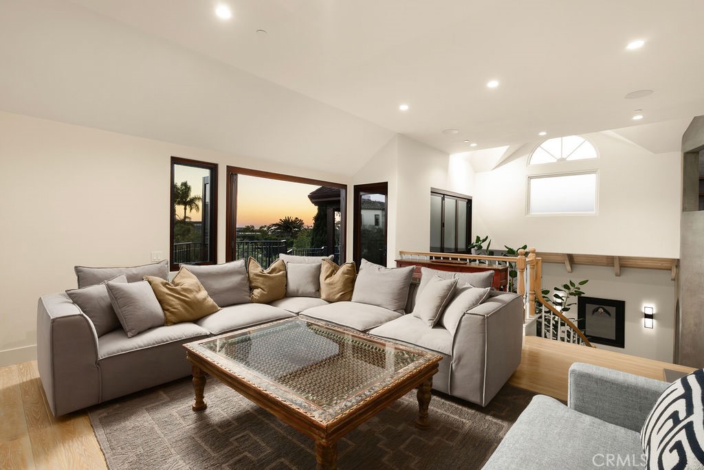 MLS #NP25229664 image #2