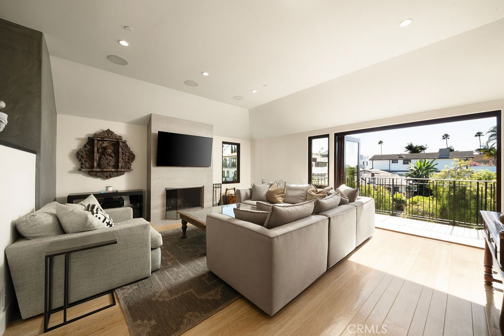 MLS #NP25229664 image #4