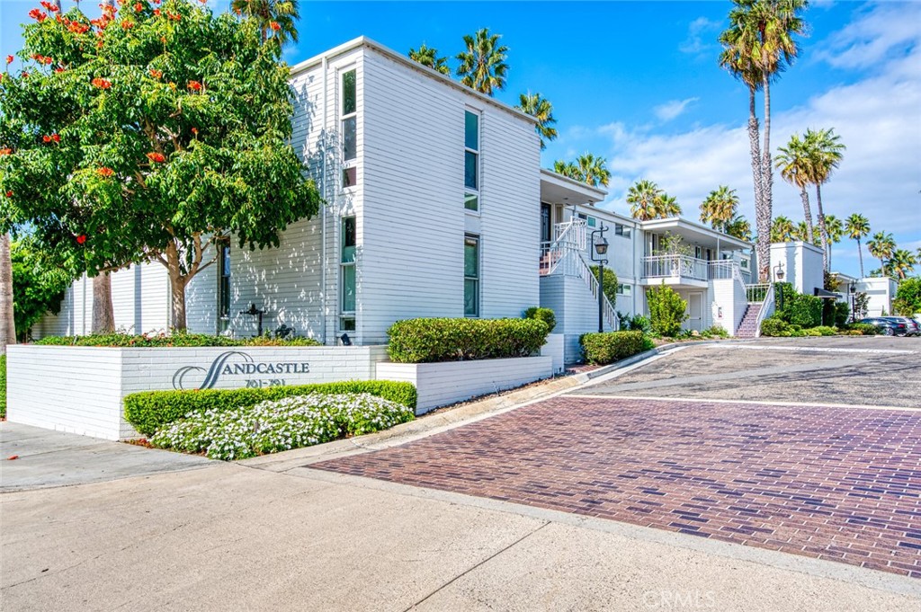 MLS #NP25226582 image #1