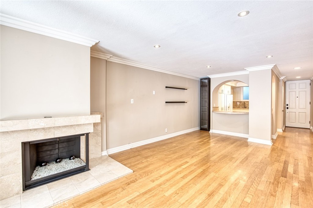 MLS #NP25226582 image #7